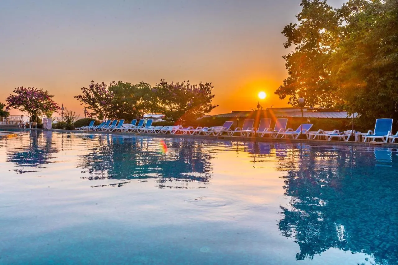 Elpida Hotel Золотые Пески